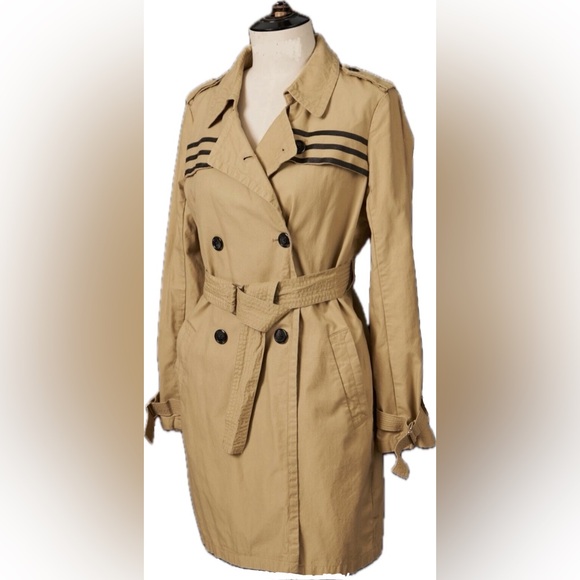Jean Paul Gaultier Jackets & Blazers - Jean Paul Gaultier x Target Women’s Trench Coat, Beige, Tan. Size M.